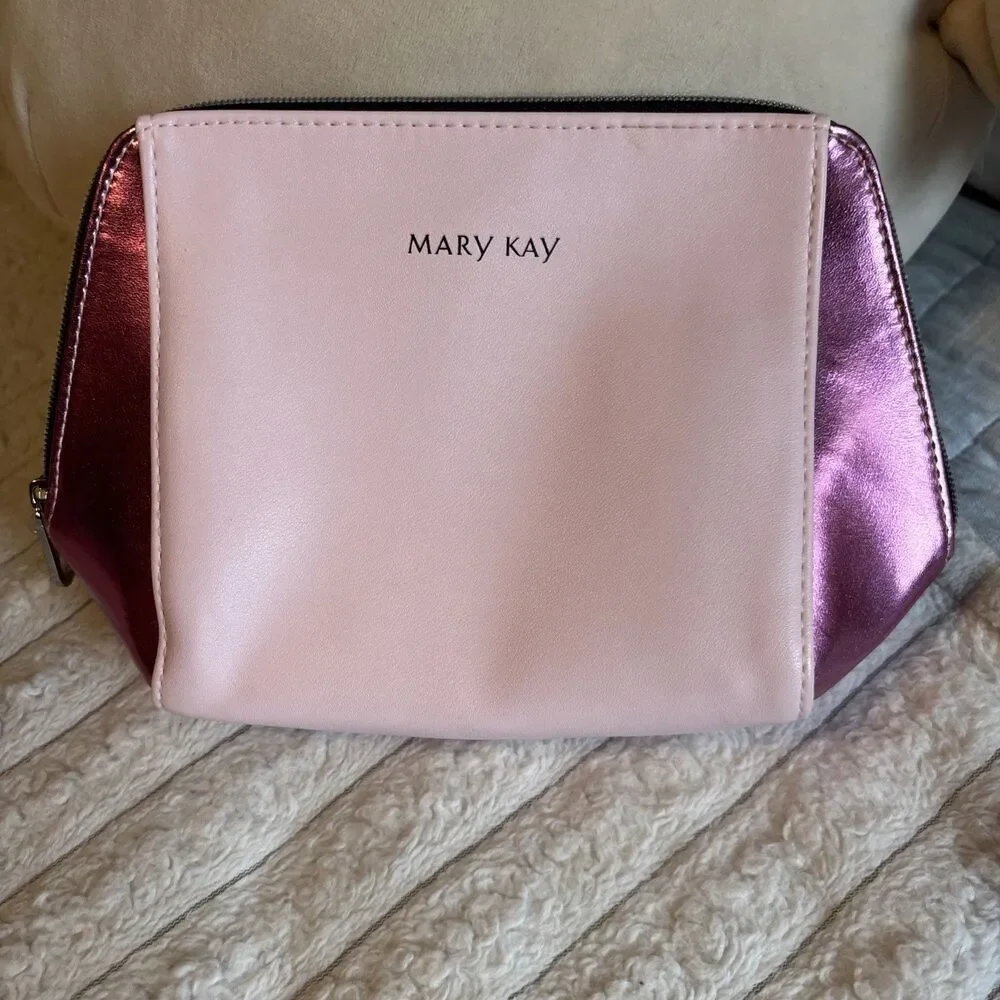 MARY KAY Soft Pink and Metallic Pink Mary Kay makeup bag. 9in.